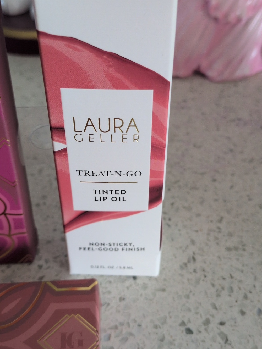 LAURA GELLER Eyeshadow Palette, Tinted Lip Oil, 2 Blush 1 Highlighter 1 Bronzer - Picture 4 of 4